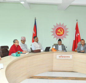 सरकारबाट आजै आफ्ना मन्त्रीहरु फिर्ता बोलाउने एमालेको तयारी