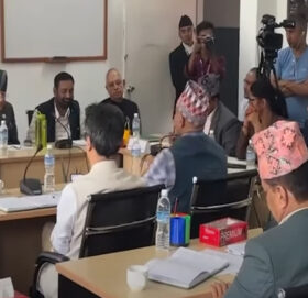 अन्तर्राष्ट्रिय सम्बन्ध समितिका सभापति यादव र पूर्वमन्त्री किरातीबीच बैठकमै चर्काचर्की