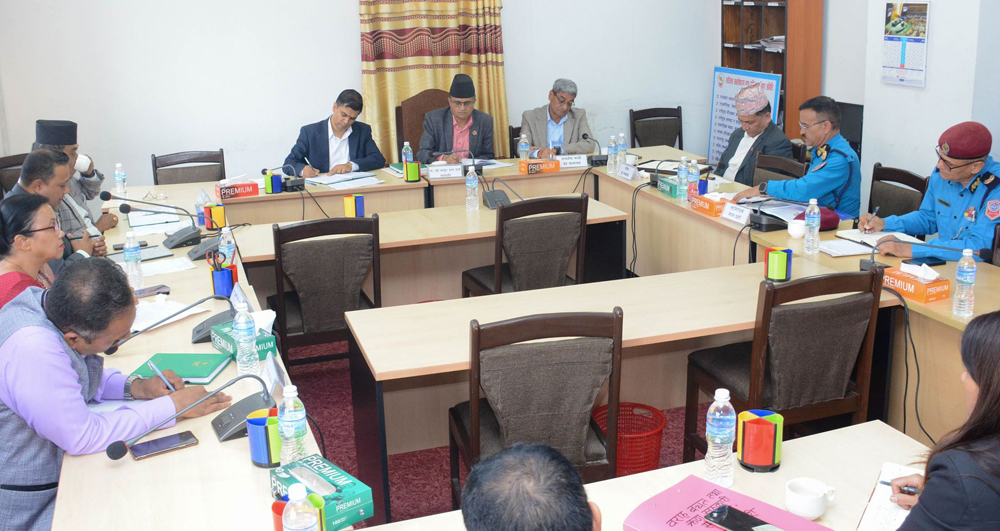 सहकारी ठगेर विदेश भागेकालाई स्वदेश फर्काउन गृहमन्त्री लेखकलाई समितिको निर्देशन