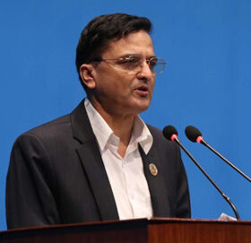 प्रचण्डलाई लक्षित गर्दै योगेश भट्टराईले भने : तपाईंलाई ढुक्क हुनुस्, स्वर्ग जाँदा सँगै लैजान्छौं