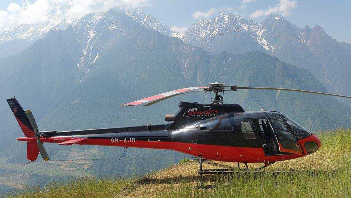 एयर डाइनेस्टीको हेलिकप्टर दुर्घटनामा: पाइलटसहित पाँच जनाकाे मृत्यु