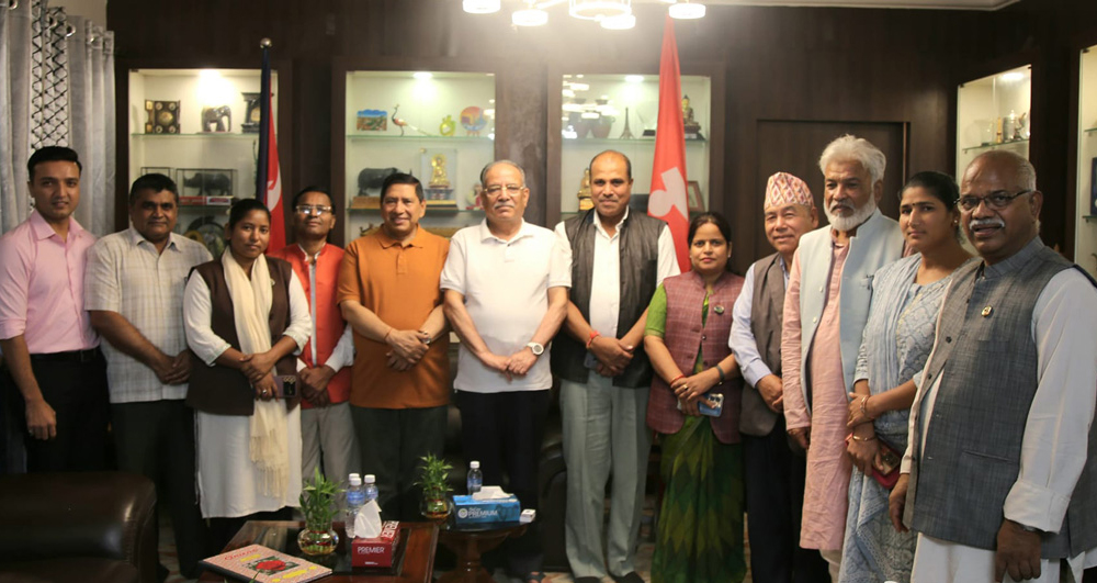 संसदीय दलको नेताबाट राजीनामा दिन साहलाई प्रचण्डको निर्देशन