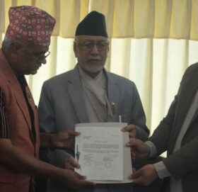 सुदूरपश्चिमको मुख्यमन्त्रीमा कमलबहादुर शाहको दाबी पेस