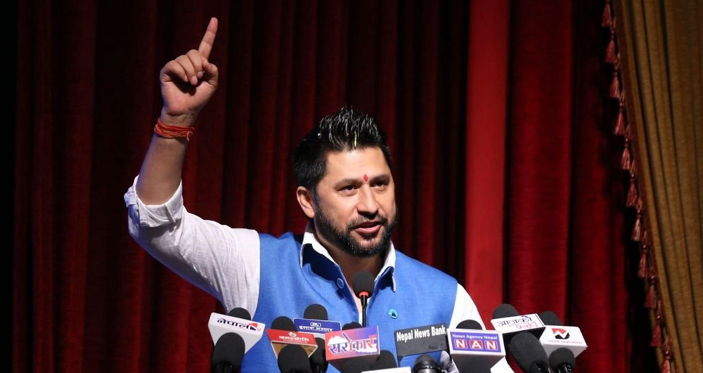 गगनलाई लक्षित गर्दै रविले भने : प्रमाण होइन, प्रणाम छ भनिएको रहेछ !