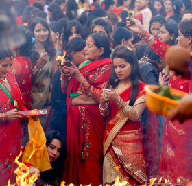 हरितालिका तीज आज, महादेवको पूजा आराधना गरी मनाइँदै