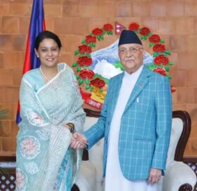 प्रधानमन्त्री ओलीसँग बङ्गलादेशकी मन्त्री हसनको भेटवार्ता