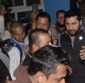 सभापति लामिछाने पक्राउको विरोधमा आज पनि प्रदर्शन गर्दै रास्वपा