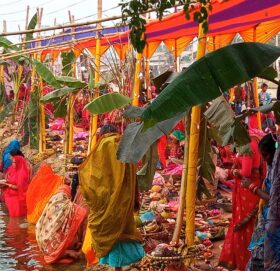 उदाउँदो सूर्यलाई अर्घ्य दिएर छठ पर्व आज समापन गरिंदै