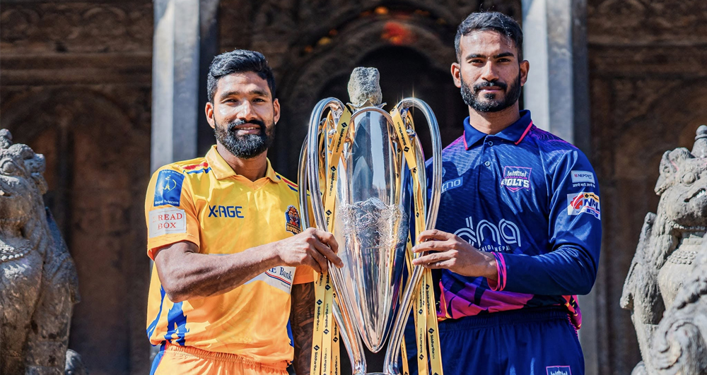 जनकपुरविरूद्ध टस जितेर ब्याटिङ गर्दै सुदूरपश्चिम