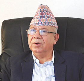 कमिसन खान दे‍उवाले डडेलधुरामा विमानस्थल बनाउन खोजे ! : माधव नेपाल