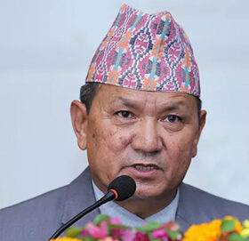 अस्थिरता चाहनेहरुले सरकार ढल्ने हल्ला चलाए : सञ्चारमन्त्री गुरूङ