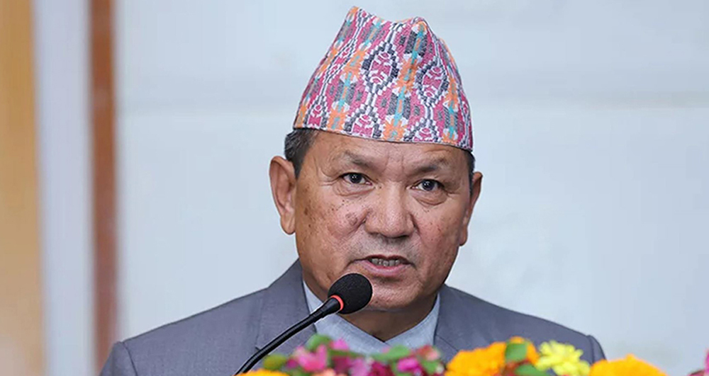 अस्थिरता चाहनेहरुले सरकार ढल्ने हल्ला चलाए : सञ्चारमन्त्री गुरूङ