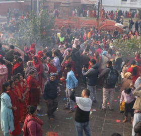 अभद्र व्यवहार गरेको आरोपमा पशुपतिबाट ७५ जना पक्राउ