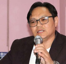 म मन्त्री हुँदा एक हातमा घुस र अर्को हातमा योजना बोकेर आउँथे : सुदन किराती