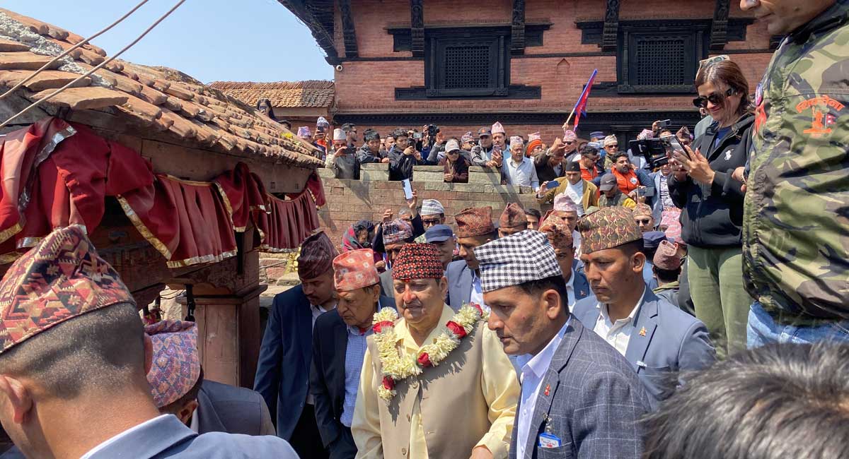 पूर्वराजा ज्ञानेन्द्र शाहले गोरखकाली मन्दिरमा गरे पूजाआजा