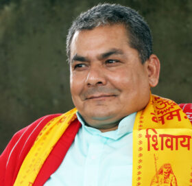 दुर्गा प्रसाईंको आन्दोलनलाई नवराज सुवेदीको समर्थन