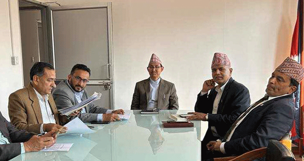 सरकार र ग्यास उद्योगीबीच सिलिन्डरमा १२ रुपैयाँ ७५ पैसा बढाउने सहमति