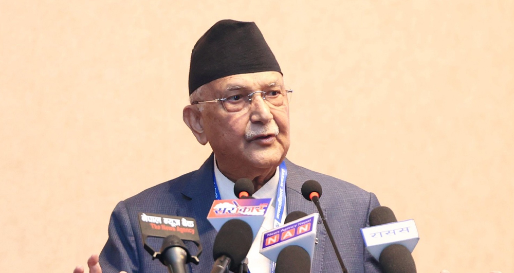 सरकार र जनता चुप लागेकाले राजावादीहरूको फूर्तिफार्ती बढेको छ : प्रधानमन्त्री ओली