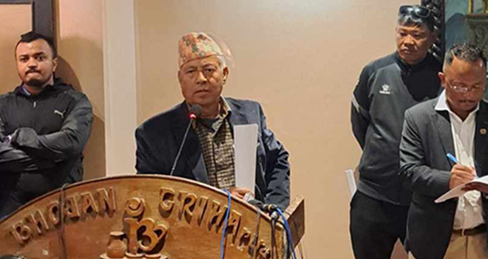 आफ्ना एजेन्डालाई कमजोर ठाने मूल्य महँगो पर्ने राजावादीहरूको चेतावनी