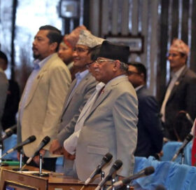 विपक्षी दलको विरोधपछि संसद् बैठक आधा घण्टाका लागि स्थगित