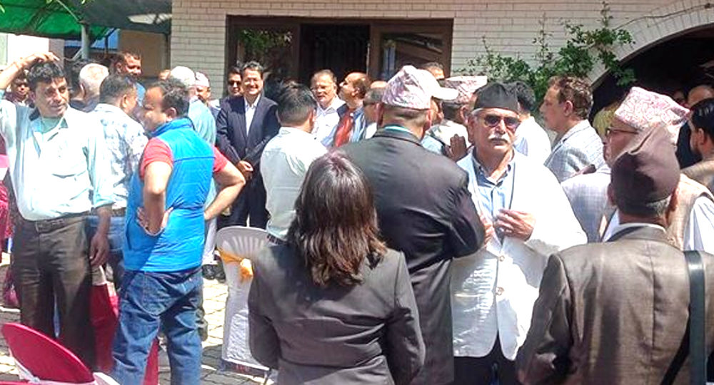 शशांकको चियापानमा पूर्वपदाधिकारीको बैठक