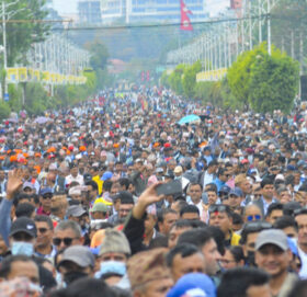 विद्यालय शिक्षा ऐन जारी नभएसम्म घर नफर्कने शिक्षकहरुको अडान