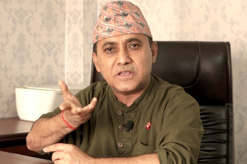 विश्वप्रकाशको संयोजनमा सगरमाथा बेसक्याम्पमा विशेष संवाद, पर्यटन र गृहमन्त्री पनि पुगे