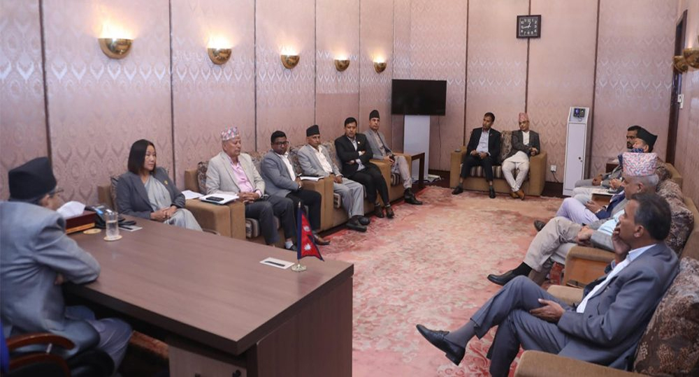 सत्तारुढ र विपक्ष दललाई मनाउन सभामुख असफल, संसद बैठक अनिश्चित