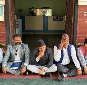 उपत्यका विकास प्राधिकरणमा बुढानीलकण्ठ नगरपालिकाका जनप्रतिनिधिको विरोध प्रदर्शन