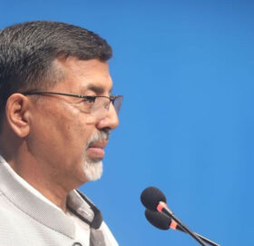 सरकारको नीति तथा कार्यक्रमले देशलाई पछाडि धकेल्छ, पूरै संशोधन गरौँ : जनार्दन शर्मा