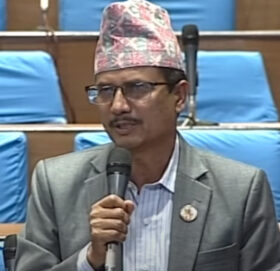 सदनमा सांसद कुँवरको प्रश्न : दशरथ चन्द विश्वविद्यालय विधेयक कहाँ हरायो ?