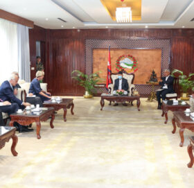 प्रधानमन्त्री ओली र युरोपियन युनियनका राजदूतहरुबीच शिष्टाचार भेट