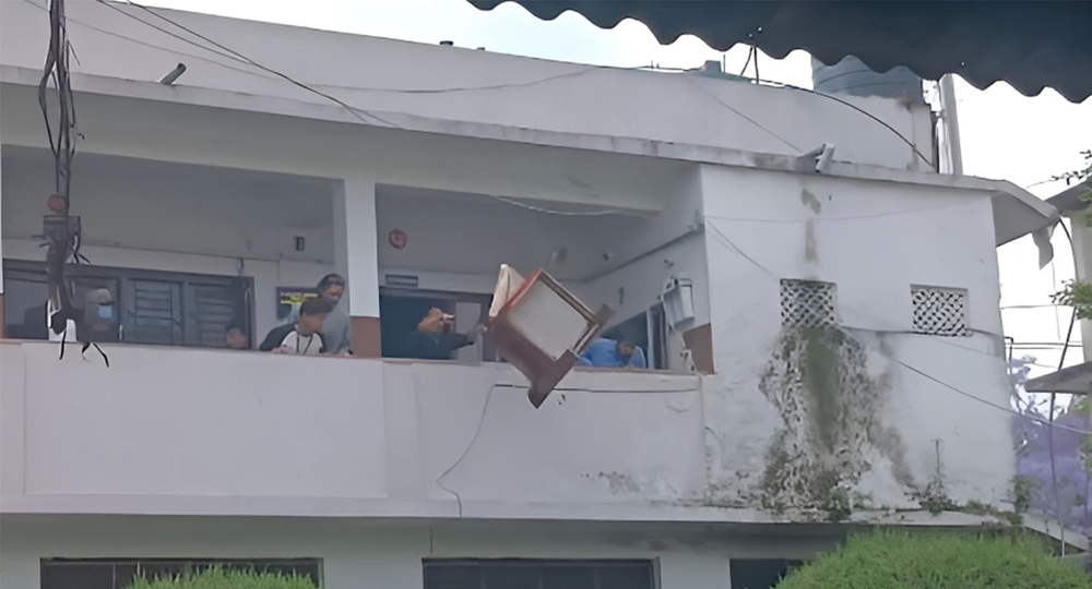 आरआर क्याम्पसमा नेविसंघको तोडफोड