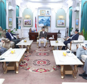 सिंहदरबारमा तीन दलका शीर्ष नेताबीचको छलफल जारी