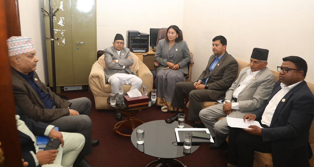 संसदको गतिरोध अन्त्यका लागि सभामुखले गरे प्रमुख सचेतकसँग छुट्टाछुट्टै छलफल