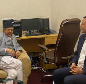 संसद्‍मा जारी अवरोधबारे सभामुख र रास्वपाबीच छलफल