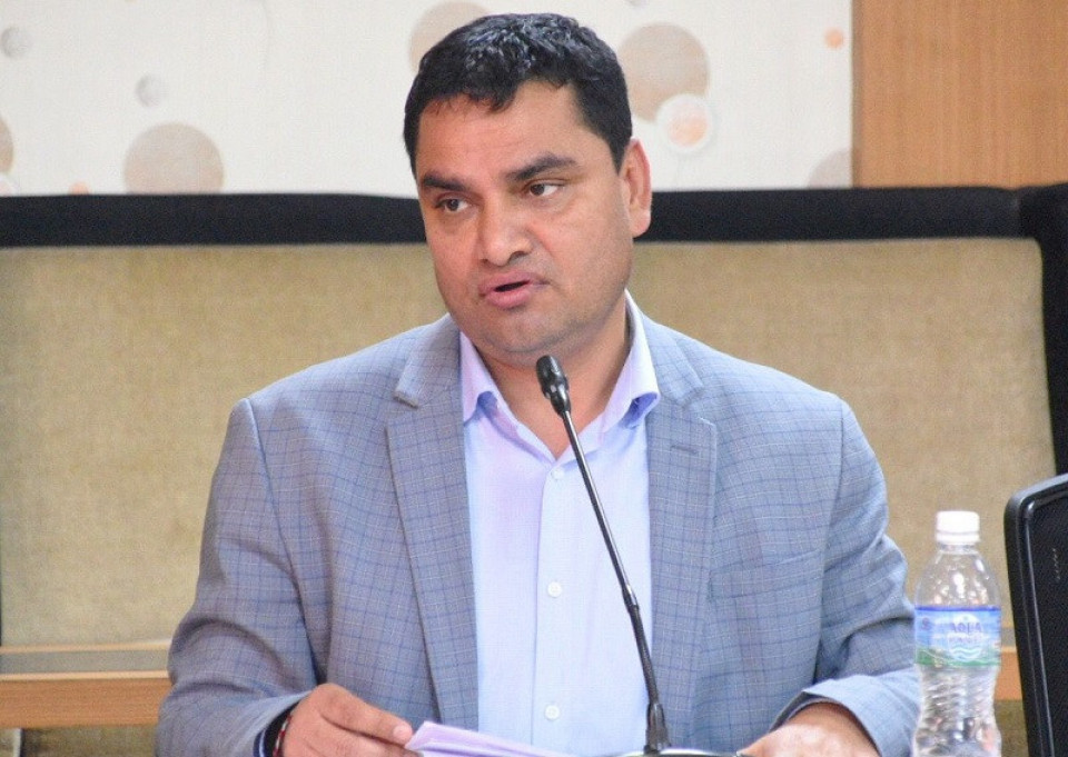 समस्यामा परेका बेला डेंगी परीक्षणको नाममा लुट्ने काम बन्द गर्न स्वास्थ्यमन्त्रीको चेतावनी