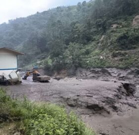 रसुवा भीषण बाढी : ७ जनाको शव फेला, अन्यको खोजी जारी