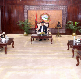 नेपालमा लगानीको सम्भाव्यता अध्ययन गर्न आएको मलेसियन टोलीले र प्रधानमन्त्री ओलीबीच भेटवार्ता