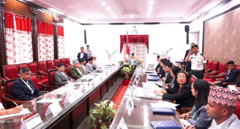 सात वटै प्रदेशका प्रदेश प्रमुखहरु राष्ट्रपति भवन शितल निवासमा