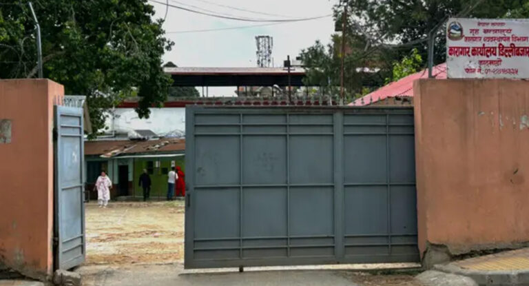 डिल्लीबजार कारागारमा आगजनी