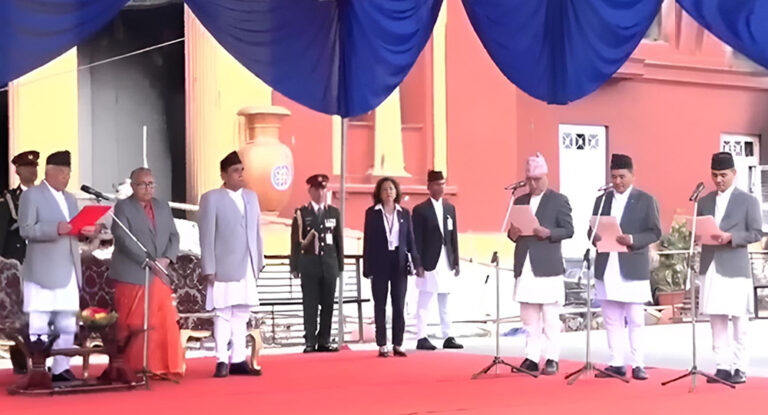 नवनियुक्त ३ मन्त्रीद्वारा सपथग्रहण