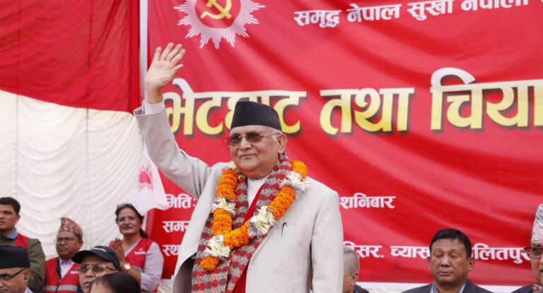 यो सरकार रहन्छ भन्ने भ्रम छाडिदिए हुन्छ, हल्लिँदा पुक्लुक्क हुन्छ: ओली