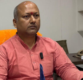 आज विश्वासको मत लिँदै मधेशका मुख्यमन्त्री सतिशकुमार