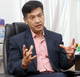 हितेन्द्रदेव शाक्यले दायर गरेको रिटमा कारण देखाउ आदेश जारी