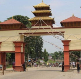महोत्तरीका ११ सीमाना ७२ घण्टाका लागि बन्द