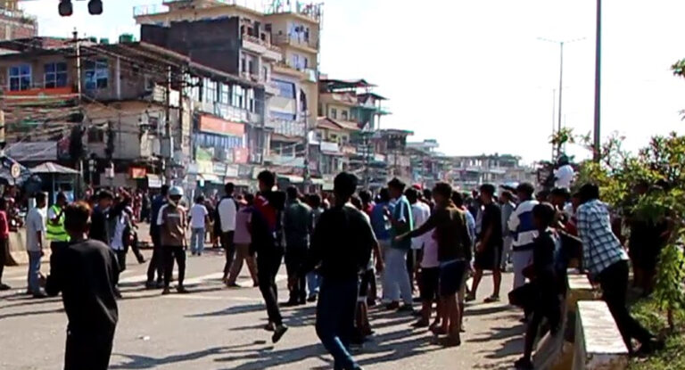 ८ बजेसम्म कर्फ्यू तोकिएको सिमारामा हवाई फायर, सेना खटाउने तयारी