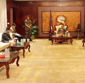 प्रधानमन्त्री र संघीय संसदका प्रमुखबीच भेटवार्ता