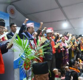 एमालेको नवनिर्वाचित केन्द्रीय कमिटीको पहिलो बैठक बस्दै