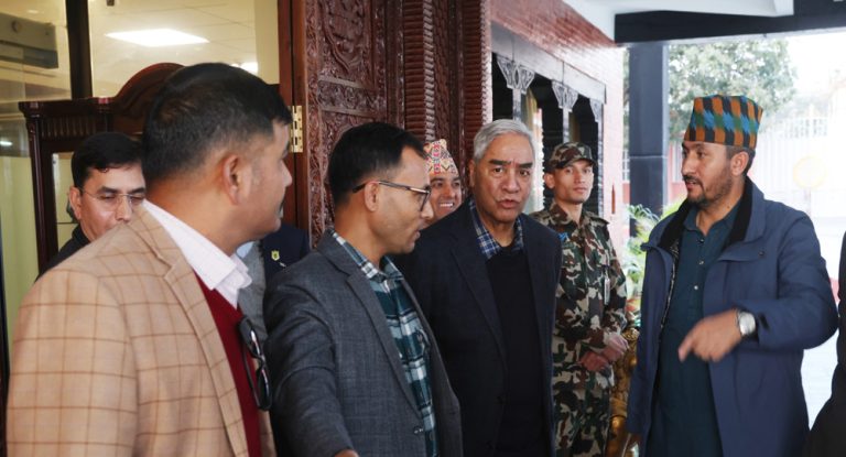 निर्वाचनमा जान ओली, देउवा र प्रचण्ड तयार